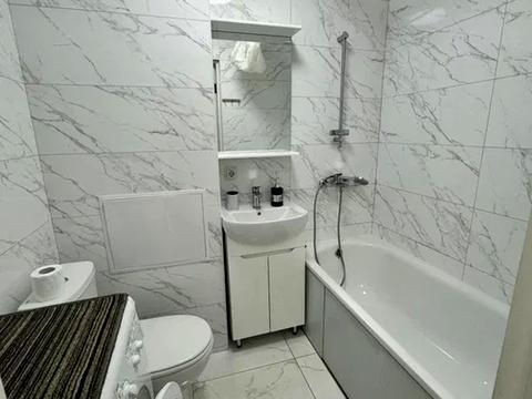 квартира за адресою Київ, Дарницький бульв., 11