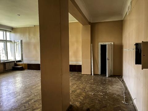 коммерческая по адресу Степана Бандеры просп., 11