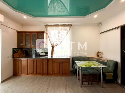 будинок за адресою Жовтнева