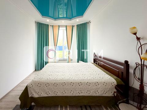 дом по адресу Жовтнева