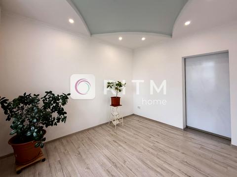 дом по адресу Жовтнева