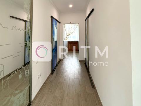 дом по адресу Жовтнева