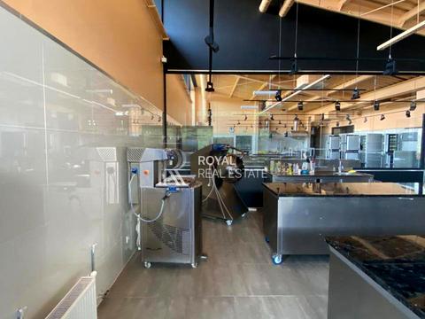 коммерческая по адресу Європейська, 1