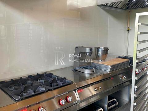 коммерческая по адресу Європейська, 1