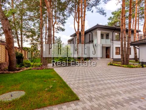 будинок за адресою Андрія Малишка