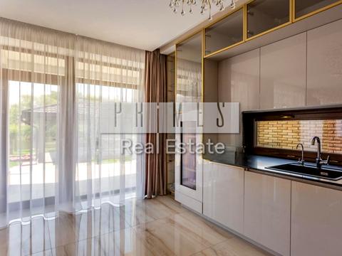 будинок за адресою Андрія Малишка