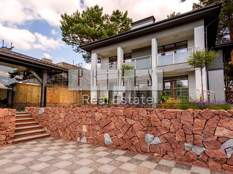 будинок за адресою Андрія Малишка