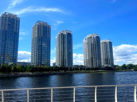 квартира за адресою Київ, Трускавецька вул., 10-Д