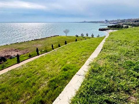 будинок за адресою Набережная