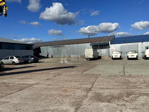 комерційна за адресою Соборна вул., 1