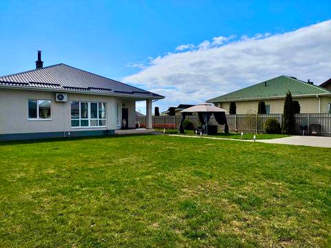 будинок за адресою Трояндова