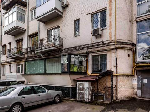 коммерческая по адресу Лютеранская ул., 21