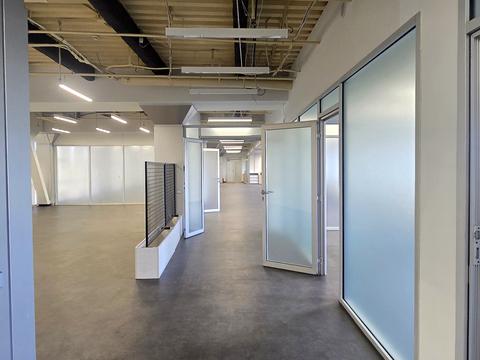 коммерческая по адресу Зоологическая ул., 5