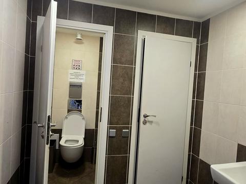 коммерческая по адресу Зоологическая ул., 5