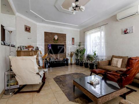 будинок за адресою Райдужна вул., 33