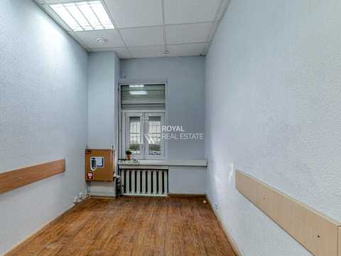 комерційна за адресою Київ, Саксаганського вул., 60