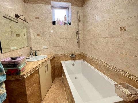 квартира за адресою Весняна вул., 2