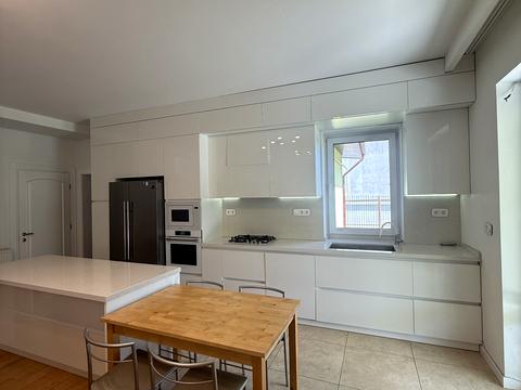 будинок за адресою Лісна