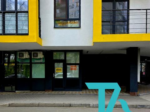 комерційна за адресою Юності вул., 8-А