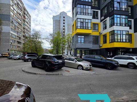 комерційна за адресою Юності вул., 8-А