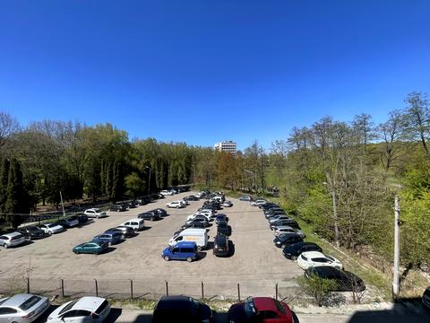 комерційна за адресою Володимира Великого вул., (Будинок 3)