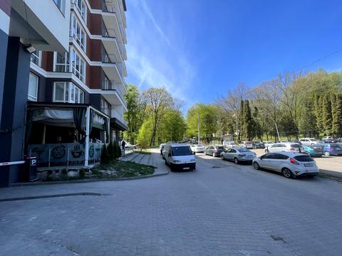 комерційна за адресою Володимира Великого вул., (Будинок 3)