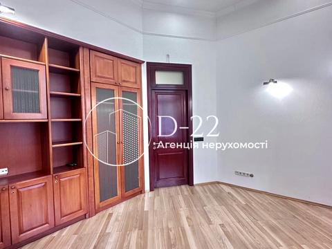 коммерческая по адресу Шота Руставели ул., 24