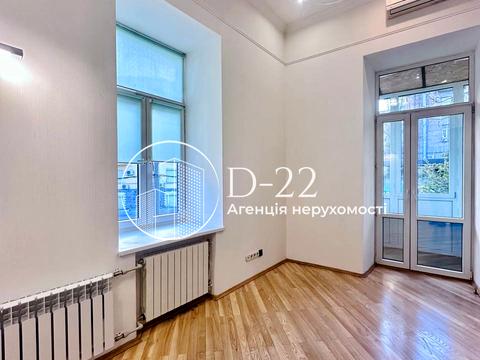 коммерческая по адресу Шота Руставели ул., 24