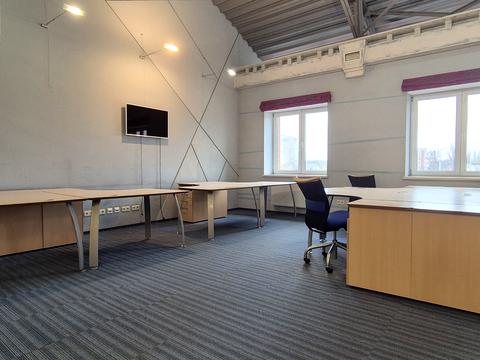 комерційна за адресою Дегтярівська вул., 33-Б