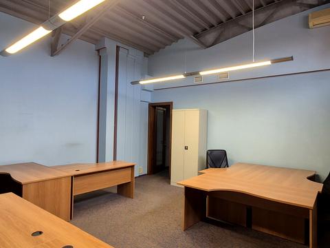 комерційна за адресою Дегтярівська вул., 33-Б