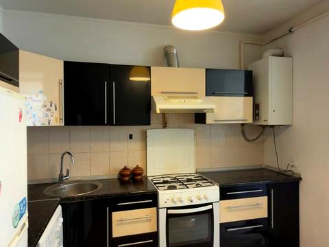 квартира за адресою Василя Симоненка вул., 35