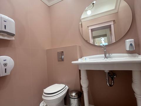 комерційна за адресою Всеволода Змієнка вул., 6