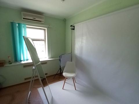 комерційна за адресою Праці просп., 15