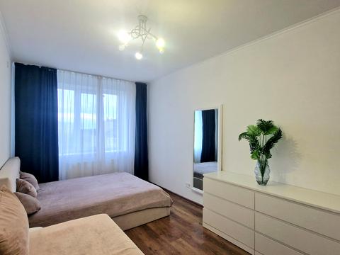 квартира за адресою с. Гатне, Приозерний бульв., 3