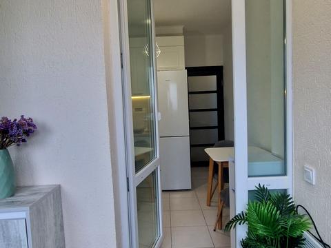 квартира за адресою с. Гатне, Приозерний бульв., 3