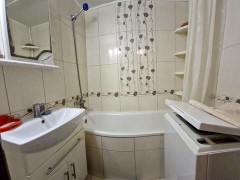 кімната за адресою Івана Кавалерідзе вул. (), 8