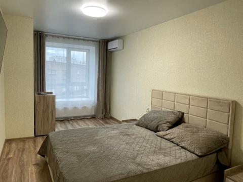 квартира по адресу Домбровського ул., (Будинок 3)