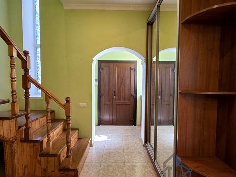 будинок за адресою с. Старі Петрівці, вул. Князя Святослава