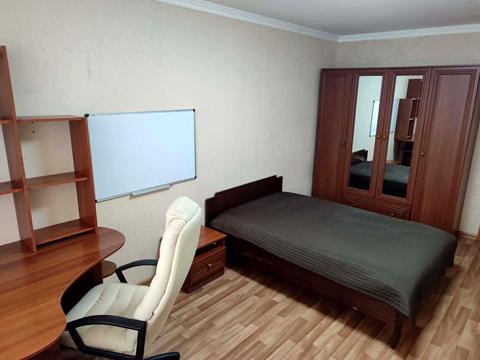 квартира за адресою Левка Лук'яненка вул. (Маршала Тимошенка), 13