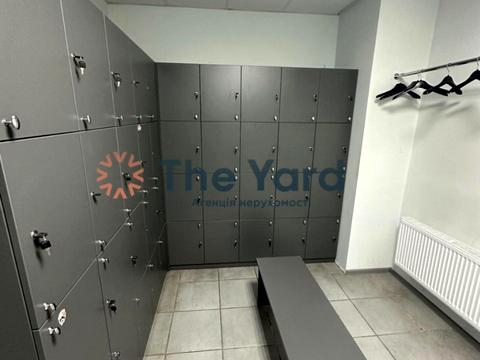 комерційна за адресою Малинська вул., 5