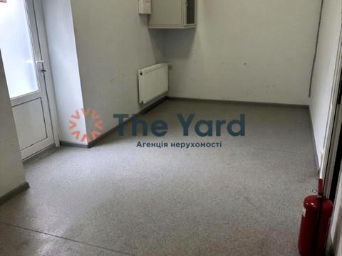 комерційна за адресою Малинська вул., 5