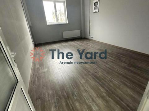 комерційна за адресою Малинська вул., 5