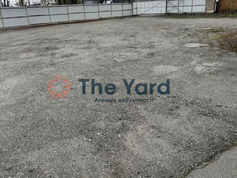 комерційна за адресою Малинська вул., 5