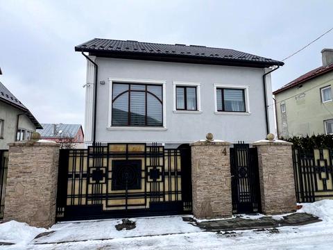 дом по адресу Сидора Твердохліба ул.