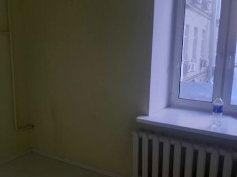 комерційна за адресою Богдана Хмельницького вул., 40/25