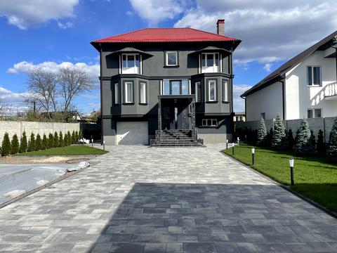 будинок за адресою Сергія Колоса вул. (Леніна), 131