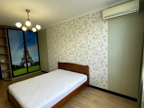 квартира за адресою Академіка Глушкова просп., 9-Г