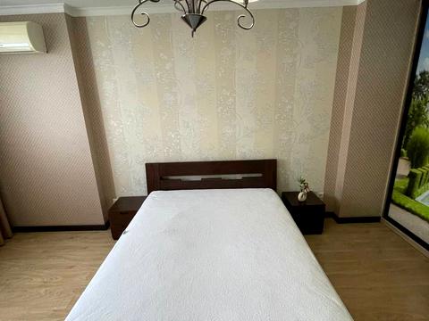 квартира за адресою Академіка Глушкова просп., 9-Г