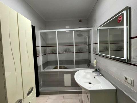 квартира за адресою Академіка Глушкова просп., 9-Г