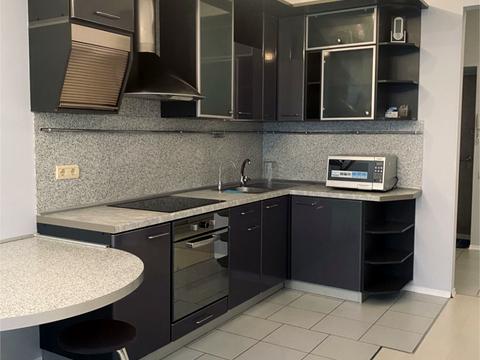 квартира за адресою Володимира Івасюка просп. (Героїв Сталінграду), 8